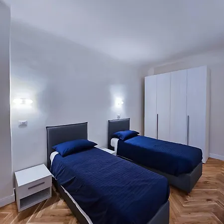 Centralissimo Due Passi Dal Duomo Per Gruppi * פירנצה